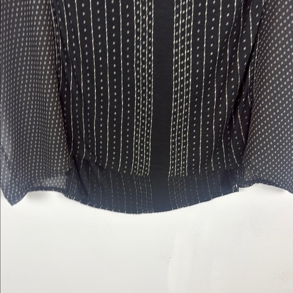 Lucky Brand Black Sheer Dolman Sleeve Keyhole Blouse Size Large - Picture 6 of 9